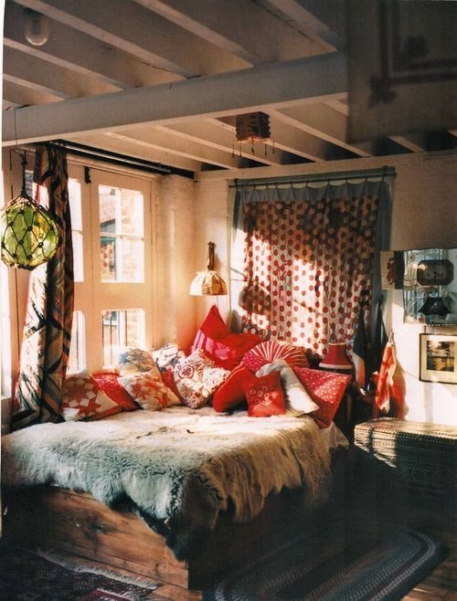 Bedroom Extra Cozy and Romantic