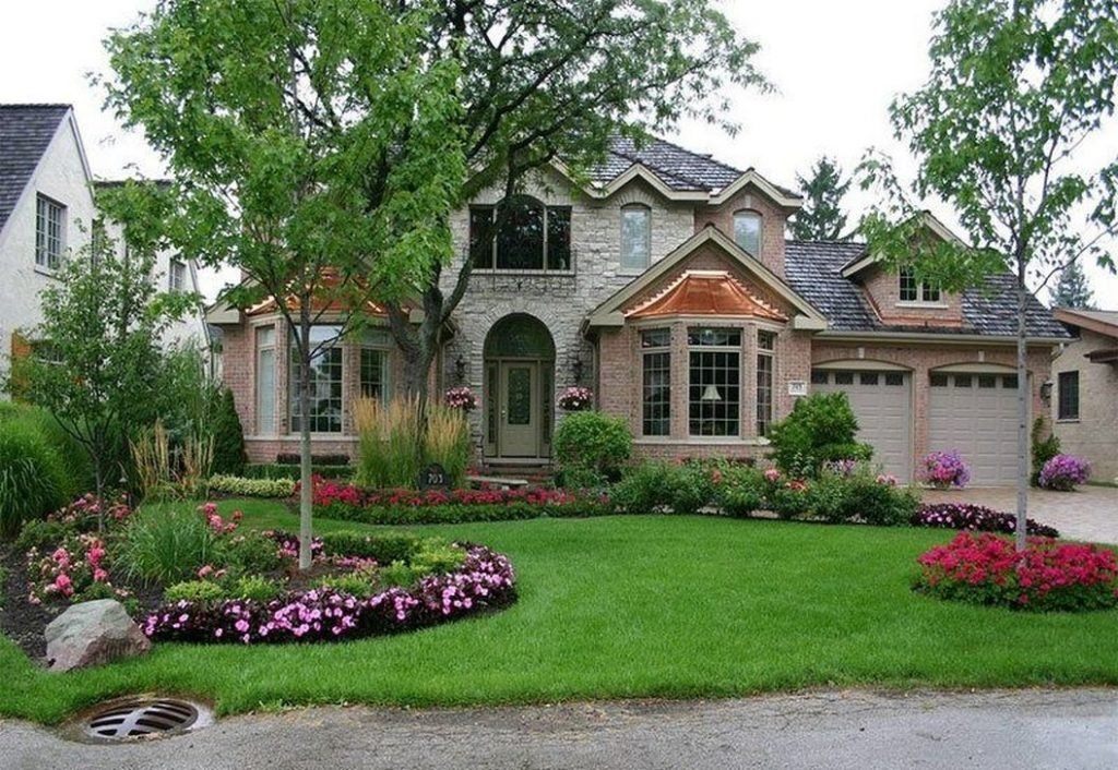 Farmhouse Landscaping Ideas And Tips