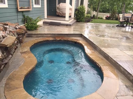 Small Pool Backyard Ideas And Tips on A Budget