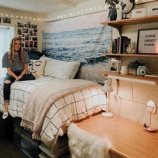 10 College Dorm Room Essentials Every Girl Needs