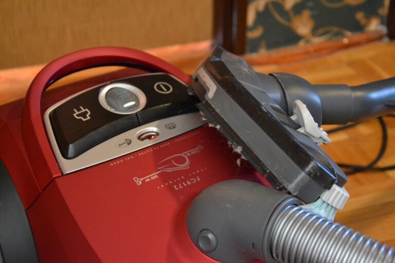 Why Does My Vacuum Cleaner Keep Cutting Out?
